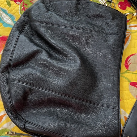 Michael kors purse - Picture 2 of 6